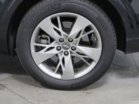 Used 2022 Genesis GV70 3.5T Sport w/ Sport Advanced Package image 17