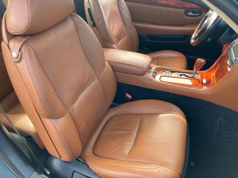 Used 2003 Lexus SC 430 Convertible image 58