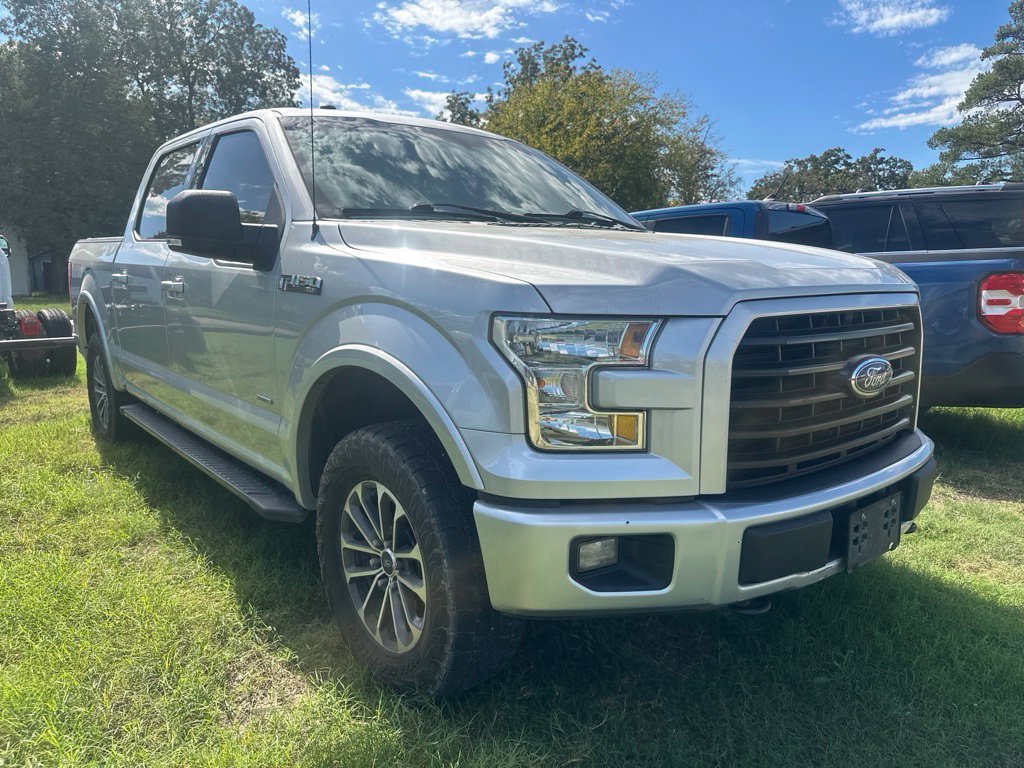 Used 2016 Ford F150 XLT w/ Equipment Group 302A Luxury AWD/4WD image 2