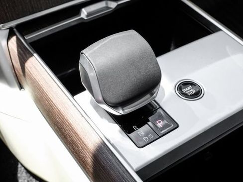New 2026 Land Rover Range Rover SE AWD/4WD image 31