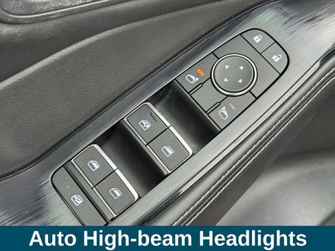 Used 2023 Nissan Rogue SL w/ SL Premium Package image 18