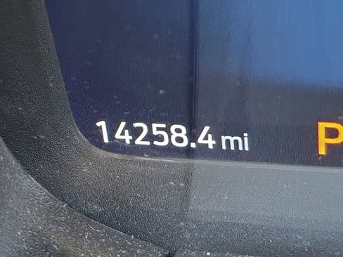 Used 2025 Ford Explorer Active w/ Active Comfort Package image 27