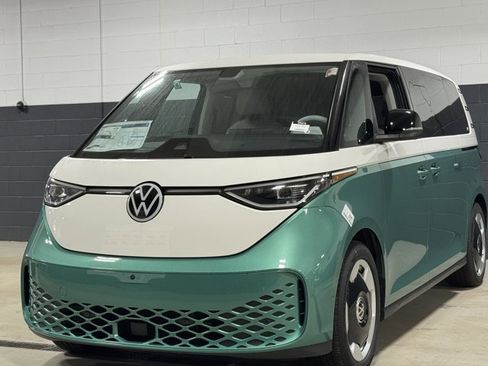 New 2025 Volkswagen ID. Buzz Pro S Plus image 43