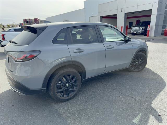 Used 2025 Honda HR-V Sport image 34