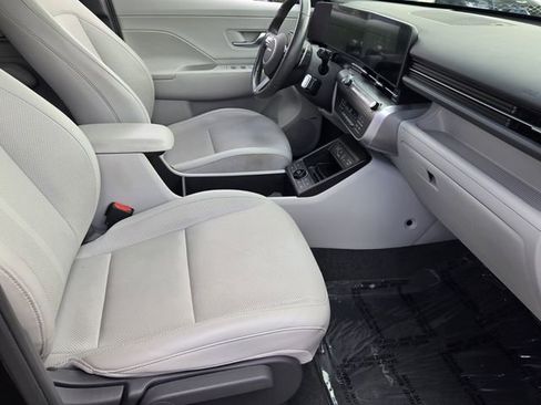 Used 2024 Hyundai Kona Limited FWD image 16
