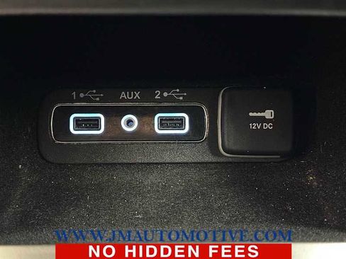 Used 2019 Jeep Grand Cherokee Overland image 37