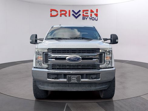 Used 2018 Ford F250 XLT AWD/4WD image 8