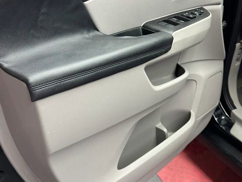 Used 2014 Honda Odyssey EX-L image 8