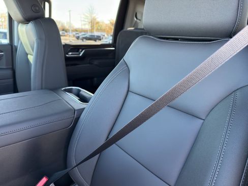 New 2026 Chevrolet Silverado 2500 LT image 15