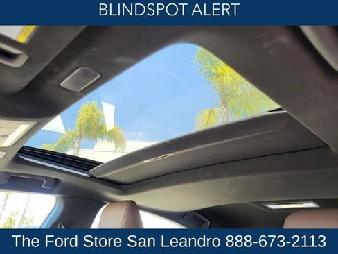 Used 2025 Lexus ES 300h w/ Premium Package FWD image 10