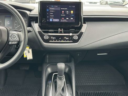 Used 2023 Toyota Corolla LE image 11
