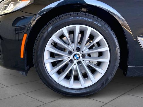 Used 2022 BMW 530i 530i w/ Executive Package image 11