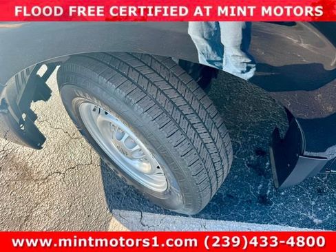 Used 2017 Nissan NV 3500 S w/ Power Package image 33