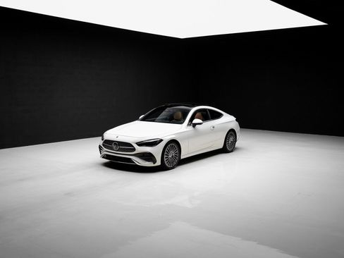 Used 2024 Mercedes-Benz CLE 300 4MATIC Coupe image 77