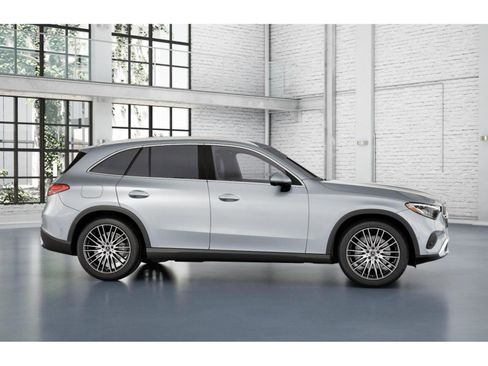 New 2026 Mercedes-Benz GLC 300 4MATIC image 6