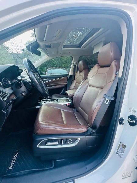 Used 2019 Acura MDX w/ Tech & Entertainment Pkg FWD image 6