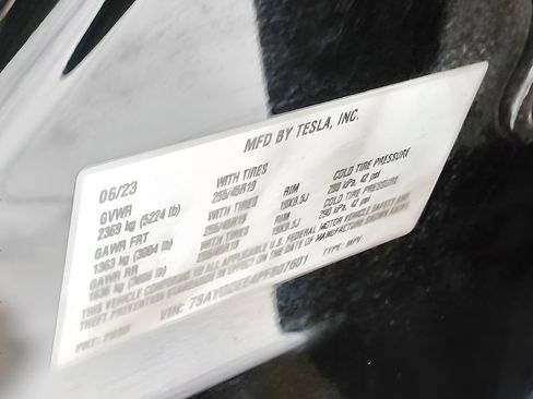 Used 2023 Tesla Model Y Long Range AWD/4WD image 14