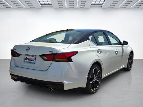 New 2026 Nissan Altima 2.5 SR FWD image 4