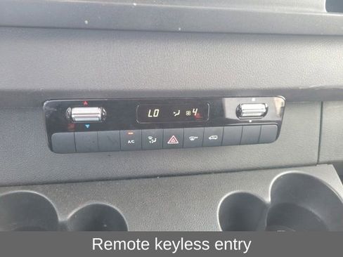 Used 2025 Mercedes-Benz Sprinter 2500 image 6