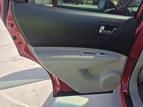 Used 2015 Nissan Rogue S w/ Convenience Package FWD image 18