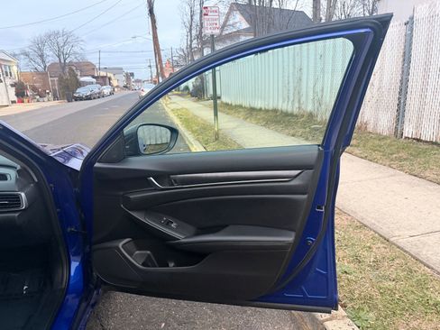 Used 2022 Honda Accord Sport Special Edition image 29