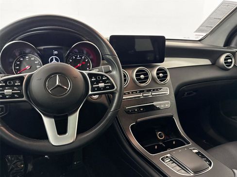 Used 2021 Mercedes-Benz GLC 300 image 32