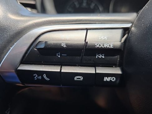 Used 2024 MAZDA MAZDA3 s FWD image 30