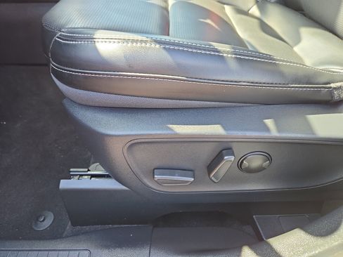 Used 2024 Ford Escape Platinum w/ Class II Trailer Tow Package image 11