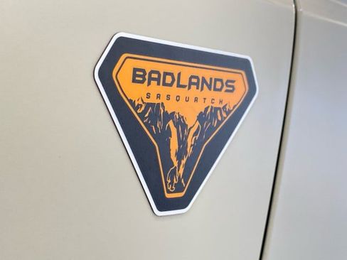 New 2025 Ford Bronco Badlands AWD/4WD image 13