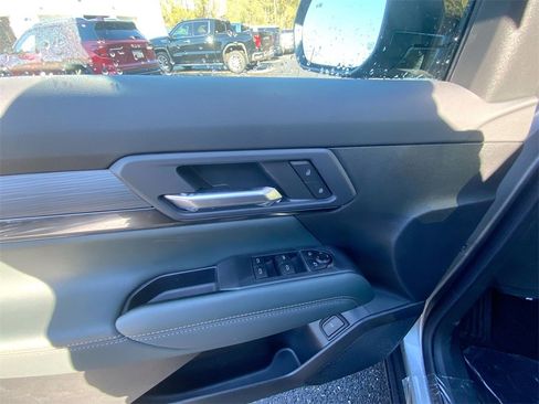 New 2026 GMC Terrain AT4 w/ LPO, Floor Liner Package image 20