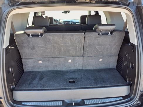 Used 2018 Chevrolet Tahoe LT AWD/4WD image 24