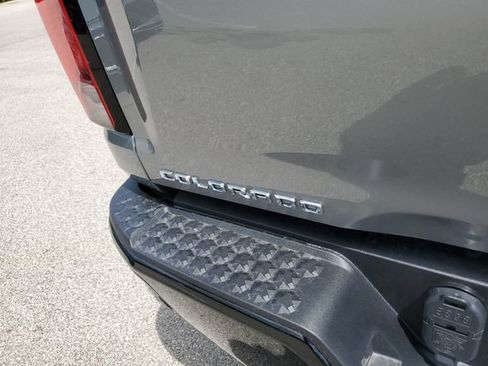 New 2026 Chevrolet Colorado Z71 w/ Midnight Edition AWD/4WD image 7