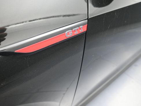 Used 2024 Volkswagen GTI Autobahn image 11