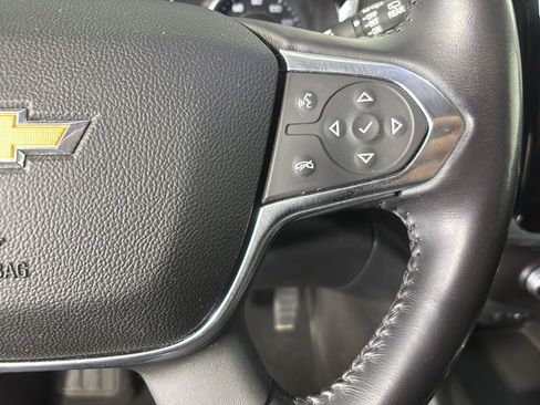 Used 2018 Chevrolet Traverse LT FWD image 33