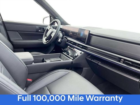 Used 2025 Hyundai Santa Fe Calligraphy FWD image 16