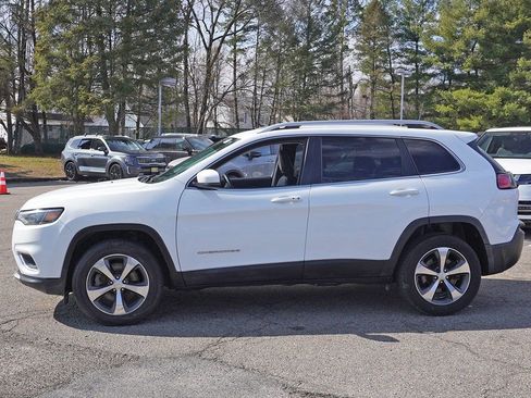 Used 2019 Jeep Cherokee Limited image 15