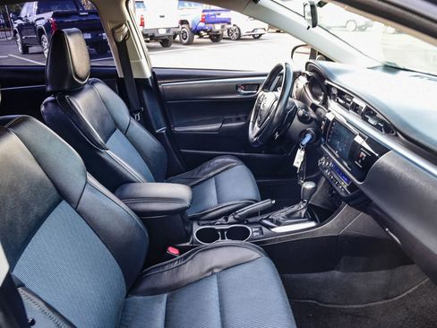 Used 2014 Toyota Corolla S image 16