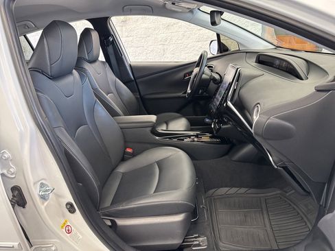 Certified 2022 Toyota Prius Prime Limited image 46