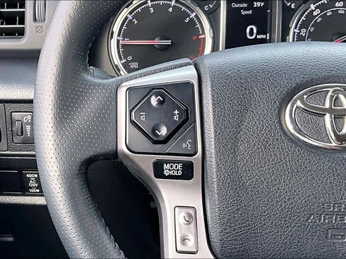 Used 2022 Toyota 4Runner TRD Sport w/ Technology Package image 21