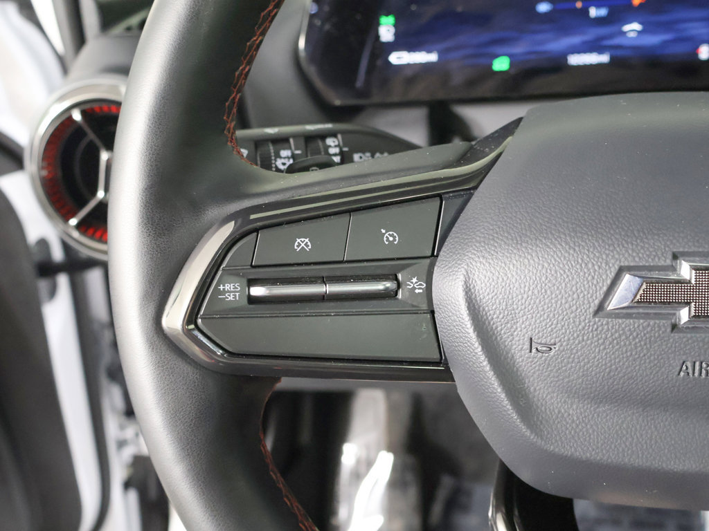 Used 2025 Chevrolet Equinox EV RS w/ Convenience Package II FWD image 45