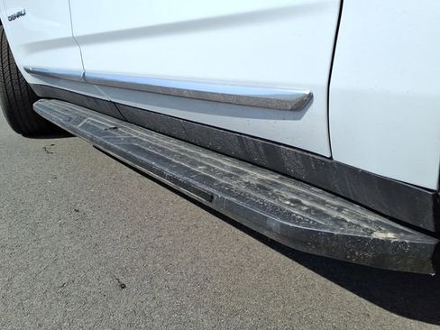 New 2026 GMC Yukon XL Denali w/ LPO, Floor Liner Package AWD/4WD image 7