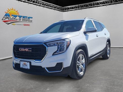 Used 2022 GMC Terrain SLE w/ Driver Convenience Package FWD image 1