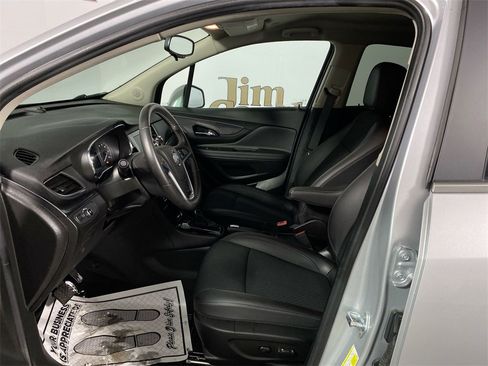 Used 2022 Buick Encore Preferred w/ Safety Package image 11