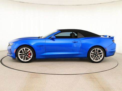 Used 2024 Chevrolet Camaro LT w/ RS Package image 2