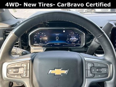 Used 2023 Chevrolet Silverado 1500 LT image 12