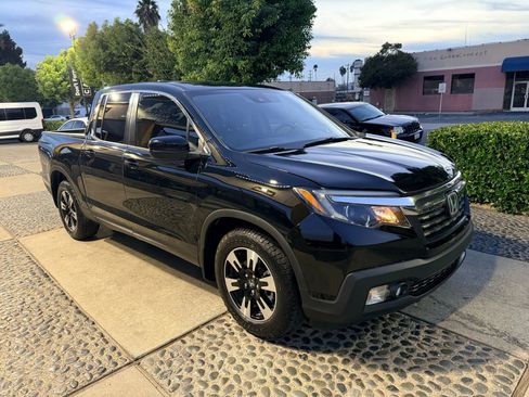 Used 2020 Honda Ridgeline RTL image 3