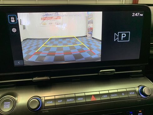 Used 2024 Hyundai Kona SEL image 19