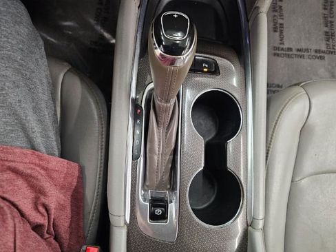 Used 2017 Chevrolet Malibu 4dr Sdn Hybrid w/ Leather Package image 19