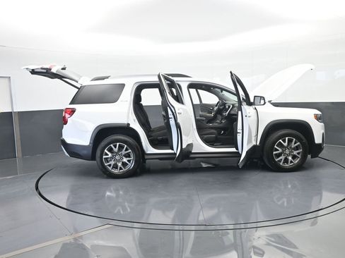 Used 2022 GMC Acadia SLE w/ Driver Convenience Package image 77