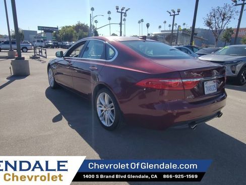 Used 2017 Jaguar XF Prestige image 7